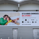 Panneau publicitaire Darty