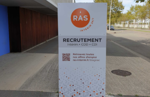 Totem extérieur RAS Intérim